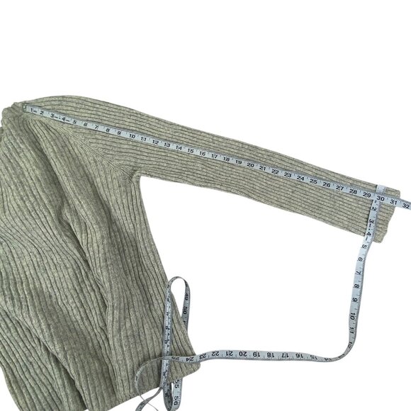 Share VTG Abercrombie & Fitch Sweater | Ribbed | Wool Blend - Picture 7 of 10